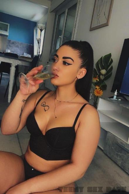 Giulia TEEN TEEN COME IN FACE Schweiz, Biel/Bienne - Grenchen