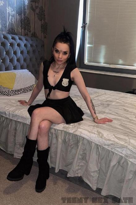 Saven TEEN SKINNY TEEN GFE BEST BJ Schweiz, Neuenburg