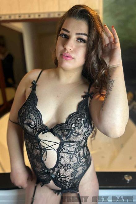 KIARA Naturgeile Kolbenlutscherin Basel City, Schweiz